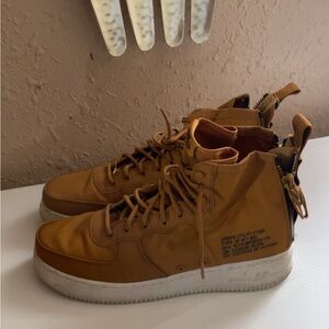 Nike Men's Wheat/Tan High-Top Sneakers